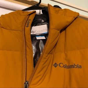 Large Columbia winter jacket 650TD
